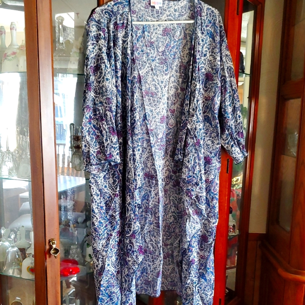 COVER #08 (CH) NWOT LuLaRoe Shirley Kimono